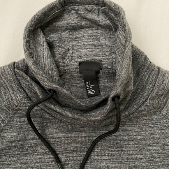 Pull over sweater - Picture 4 of 4